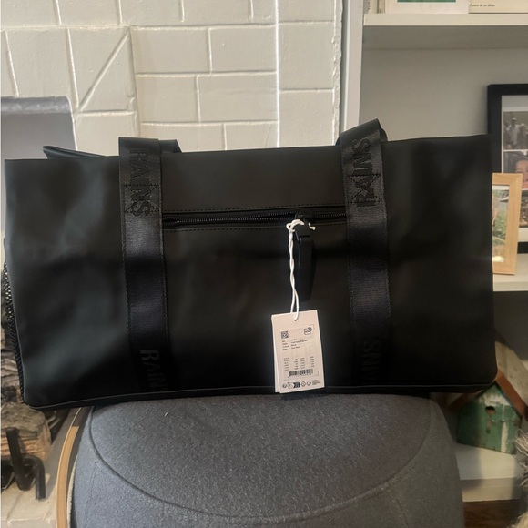 Rains Other - Rains trail gym bag